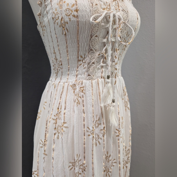Gold Lurex Embroidered Lace-Up Maxi Dress - Made in India - Size M - Picture 7 of 14